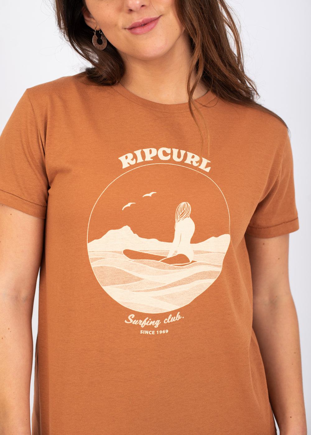 SAVE BIG on Re-Entry Brown Tee Rip Crew Shop for get at great and Light items service in Curl by a Neck the . outstanding price Rip Curl best